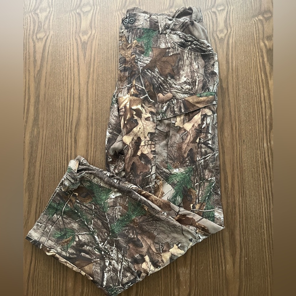 Redhead Camouflage Cargo Pants size large